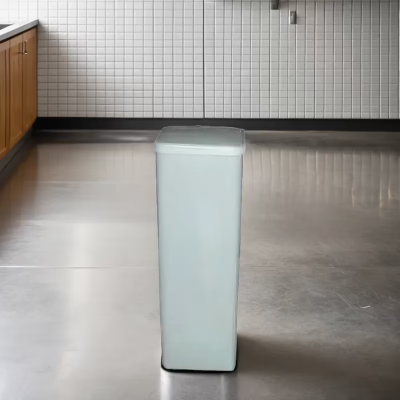 Trash Can 20 GAL 80 QT Plastic With Flat Lid 1/Each
